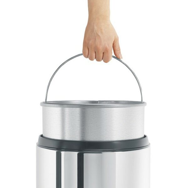 ⁦פח לניירות חסין אש, מבריק 30 ליטר Brabantia למשרד - משלוח חינם⁩ – תמונה ⁦3⁩